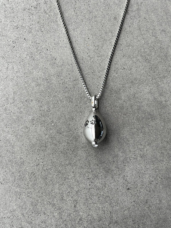 Amour Fidèle necklace (small animal steps)